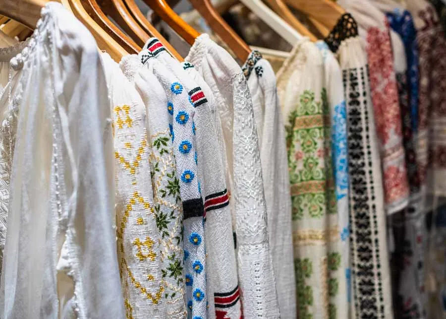 10 Authentic Romanian Souvenirs to Buy - Featured image